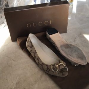 Open toe ballet flats